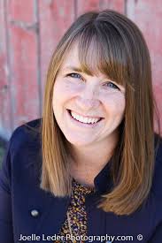 Profile picture of Amanda Rawson Hill, children's author.