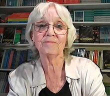 Profile picture of Anne Fine, children's author.