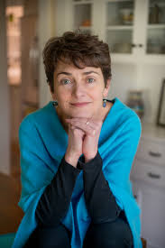 Profile picture of Annie Barrows, children's author.