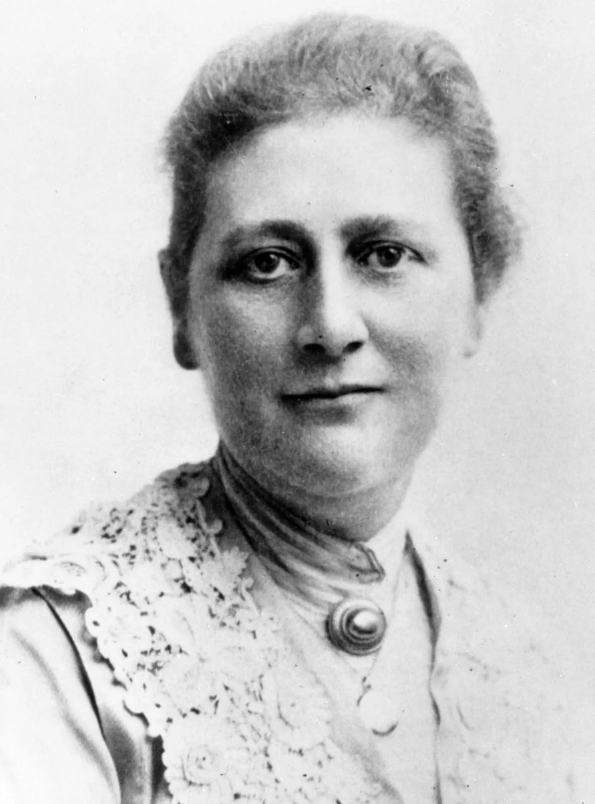 Profile picture of Beatrix Potter, children's author.