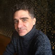 Profile picture of Carlos Hernandez, children's author.