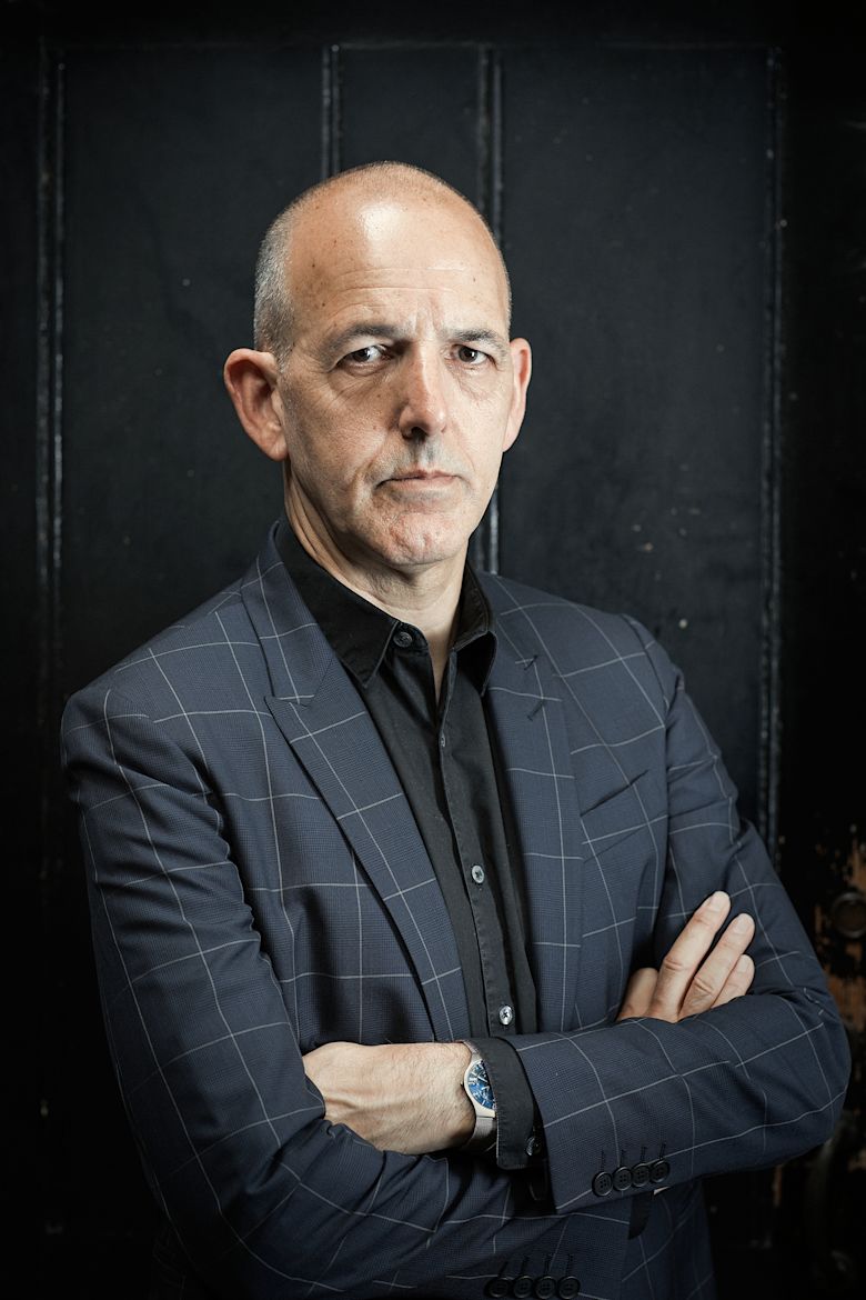 Profile picture of Chris Priestley, children's author.