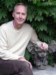 Profile picture of Chris d'Lacey, children's author.