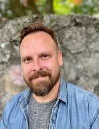 Profile picture of Dan Poblocki, children's author.