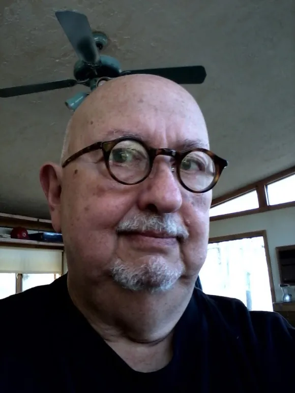 Profile picture of Daniel Pinkwater, children's author.