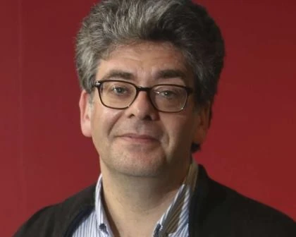 Profile picture of David Solomons, children's author.