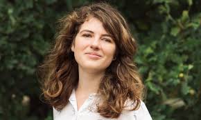 Profile picture of Ella Risbridger, children's author.