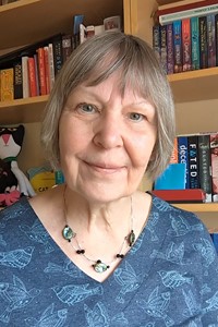 Profile picture of Em Lynas, children's author.