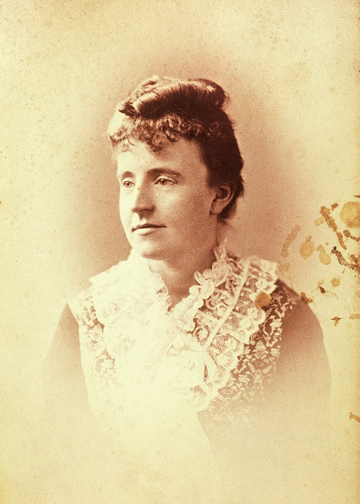 Profile picture of Frances Hodgson Burnett, children's author.
