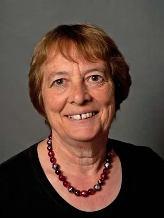 Profile picture of Gillian Cross, children's author.
