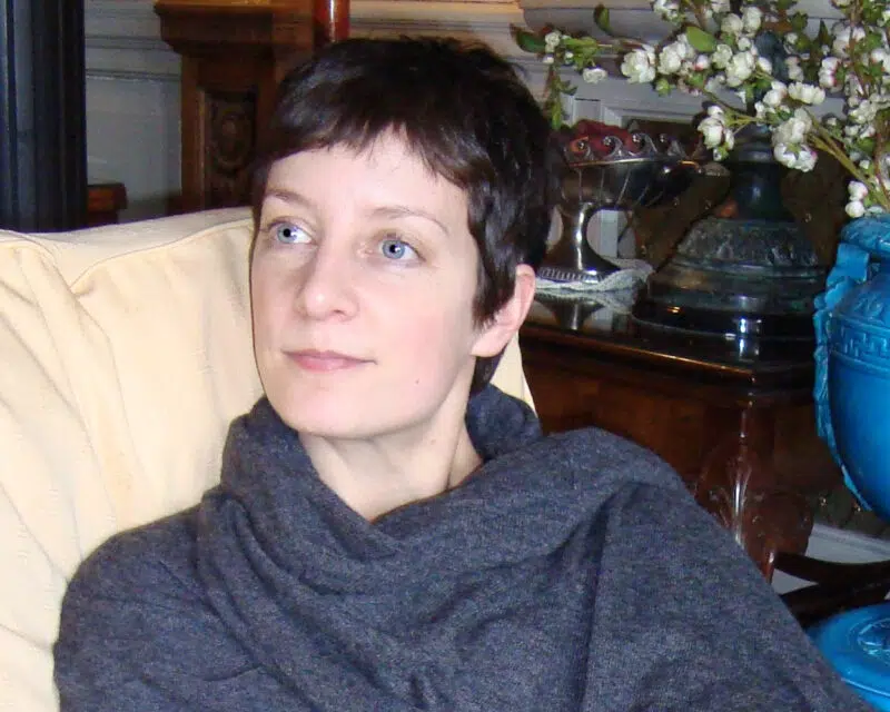 Profile picture of Heather Dyer, children's author.