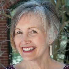 Profile picture of Heather Vogel Frederick, children's author.