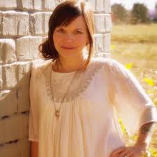 Profile picture of Jessika Fleck, children's author.