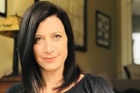 Profile picture of Lindsay Currie, children's author.