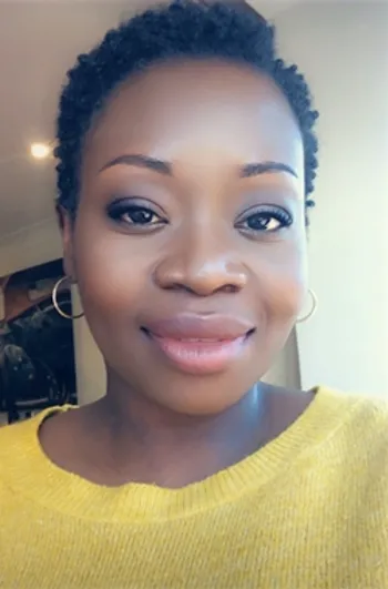 Profile picture of Lola Morayo, children's author.