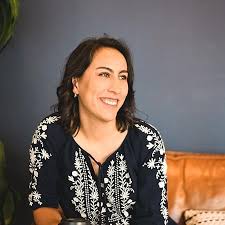 Profile picture of Luisana Duarte Armendariz, children's author.