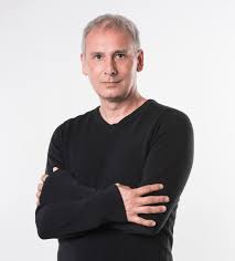 Profile picture of Martin Howard, children's author.