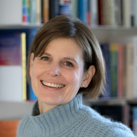 Profile picture of Natasha Farrant, children's author.