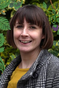 Profile picture of Nicola Penfold, children's author.