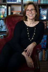 Profile picture of Pam Muñoz Ryan, children's author.