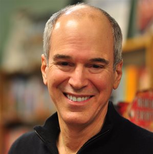 Profile picture of Peter Lerangis, children's author.