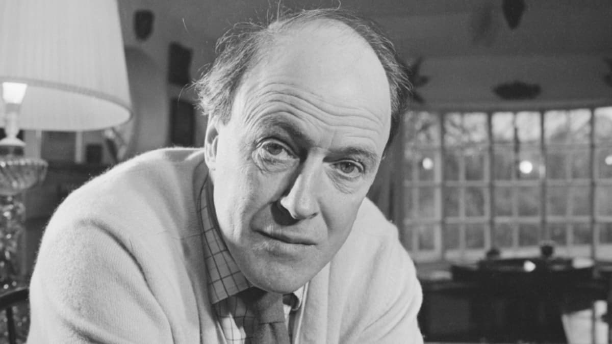 Profile picture of Roald Dahl, children's author.