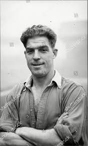 Profile picture of Sam Bartram, children's author.