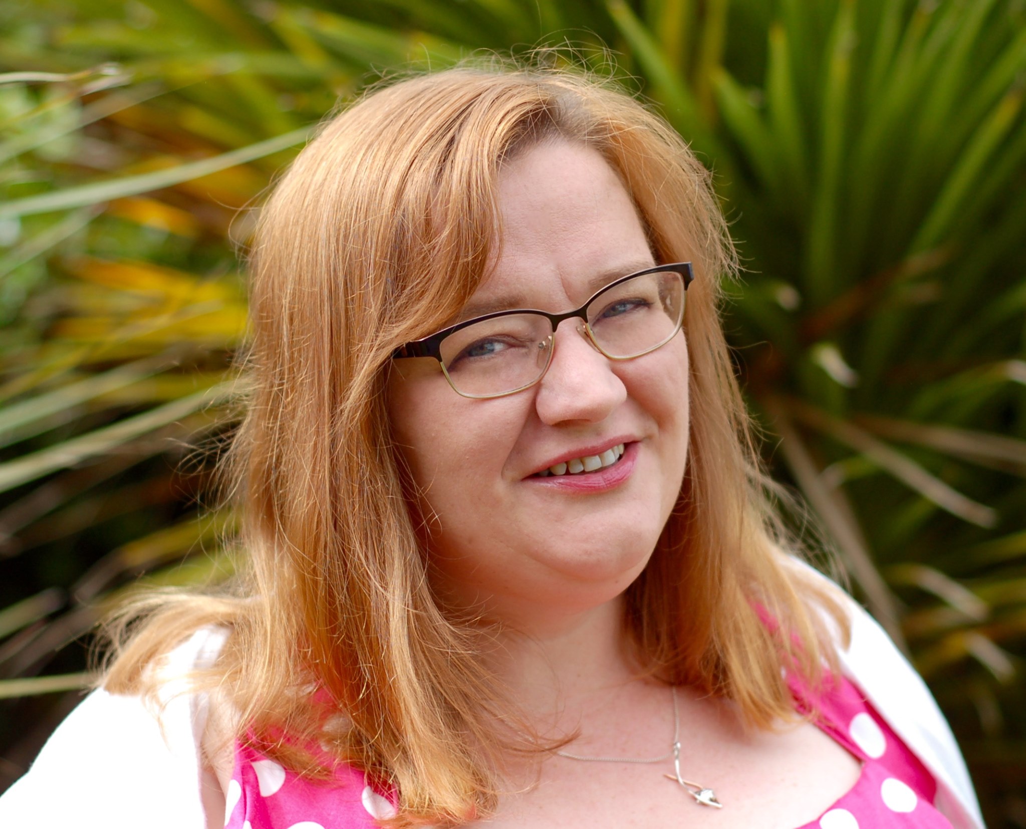 Profile picture of Sarah Todd Taylor, children's author.