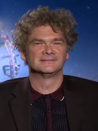 Profile picture of Simon Farnaby, children's author.