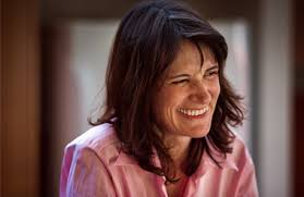 Profile picture of Sonya Hartnett, children's author.