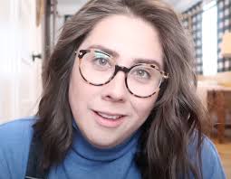 Profile picture of Stacy Plays, children's author.