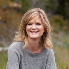 Profile picture of Suzanne Selfors, children's author.