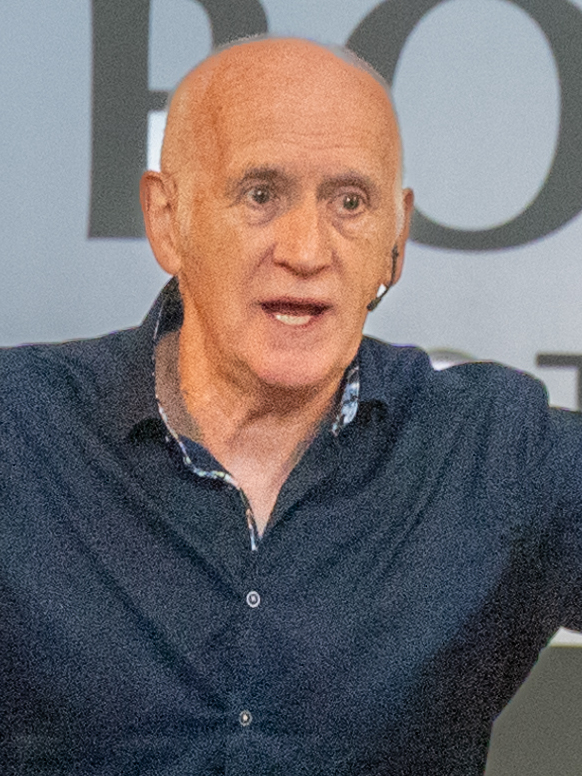 Profile picture of Terry Deary, children's author.