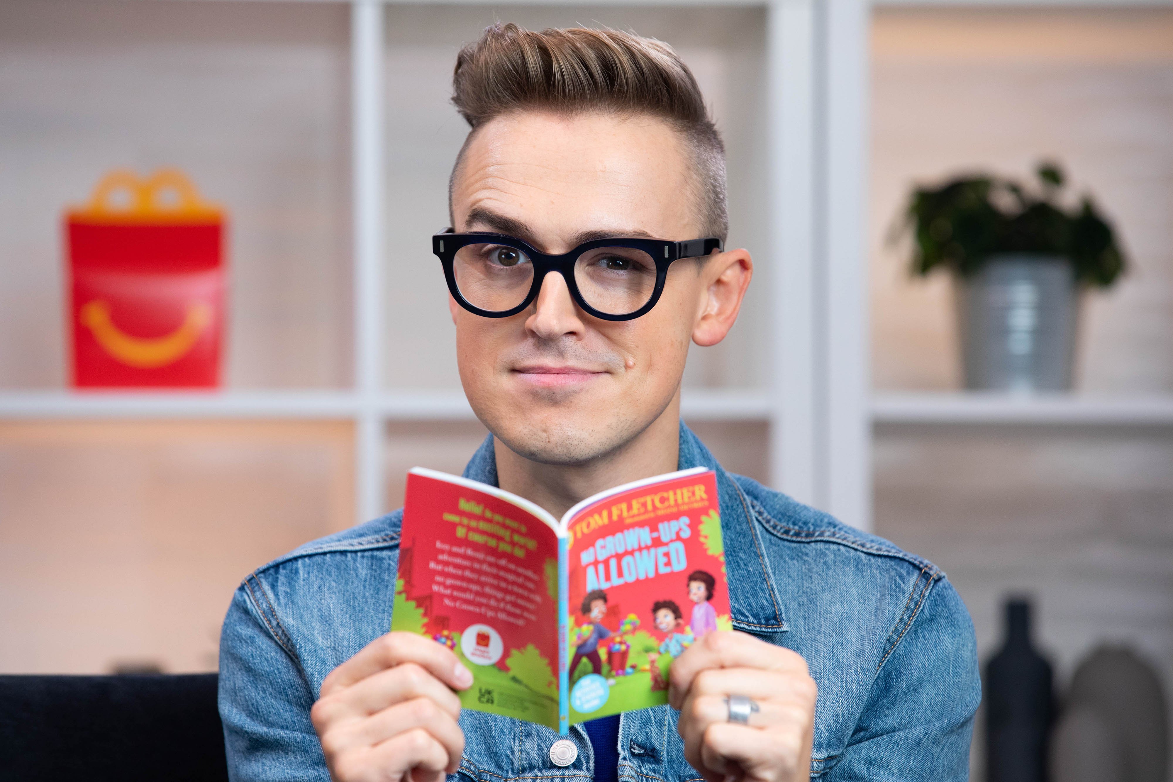 Profile picture of Tom Fletcher, children's author.